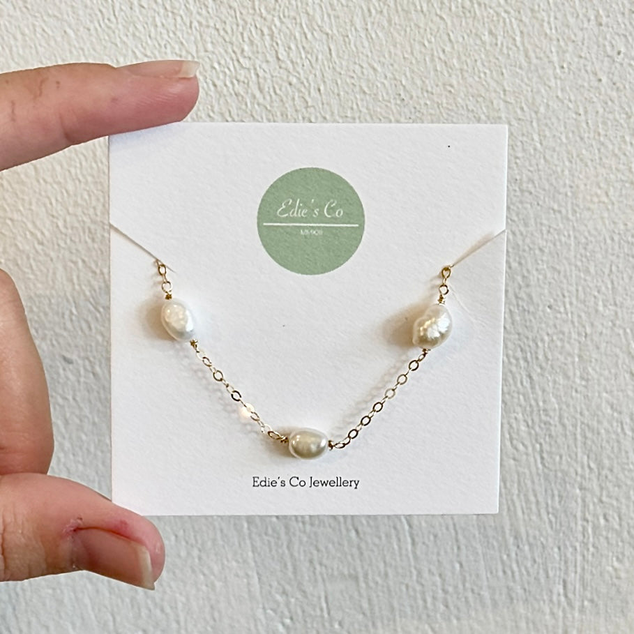 Dainty Pearl Chain Bracelet