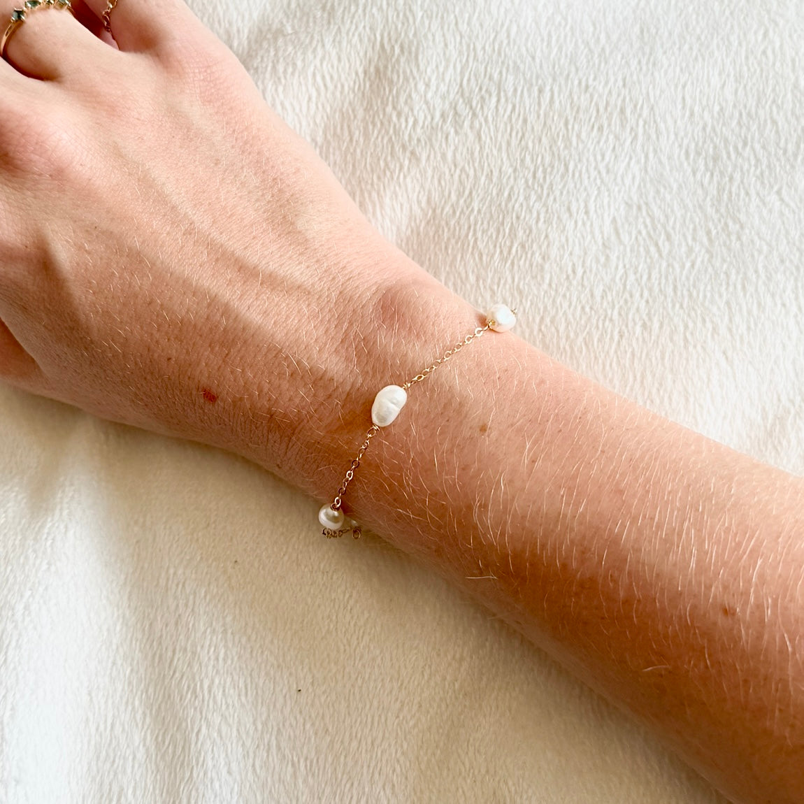 Dainty Pearl Chain Bracelet